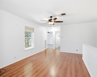 1314 Chalk Ln - Photo Thumbnail 14