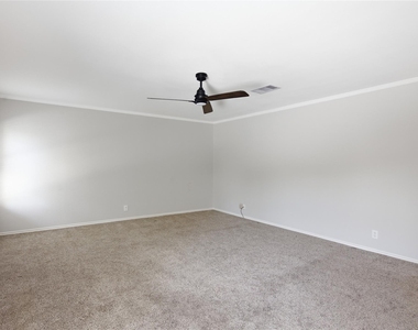 1314 Chalk Ln - Photo Thumbnail 12