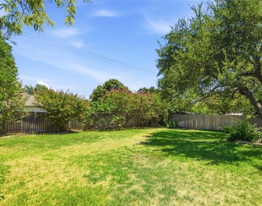 1314 Chalk Ln - Photo Thumbnail 19