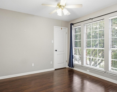2813 Cortez Dr - Photo Thumbnail 15