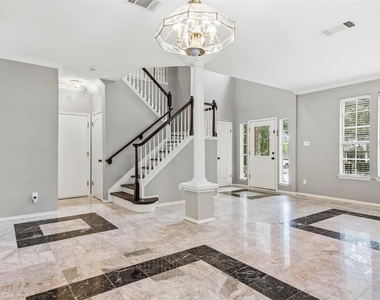 2813 Cortez Dr - Photo Thumbnail 10