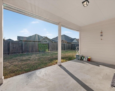 617 Cortona Ln - Photo Thumbnail 26
