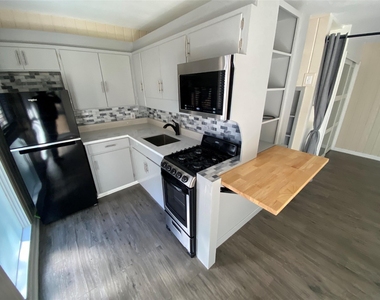3010 Fruth St St - Photo Thumbnail 25