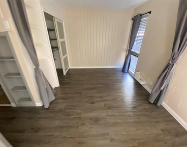 3010 Fruth St St - Photo Thumbnail 7