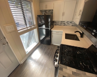 3010 Fruth St St - Photo Thumbnail 17