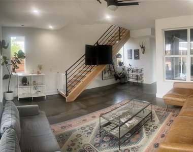 3409 Pennsylvania Ave - Photo Thumbnail 21