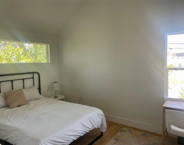 3409 Pennsylvania Ave - Photo Thumbnail 31