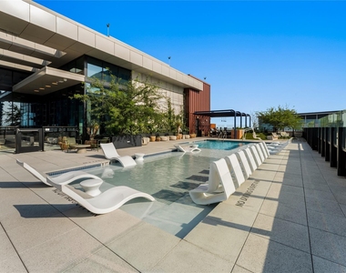 84 East Ave - Photo Thumbnail 28