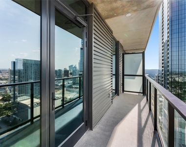 84 East Ave - Photo Thumbnail 23