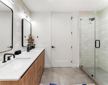 84 East Ave - Photo Thumbnail 13