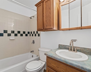 1307 Concho St - Photo Thumbnail 14