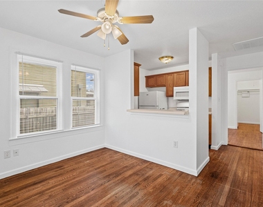 1307 Concho St - Photo Thumbnail 3