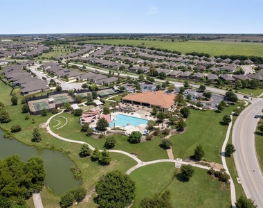 3241 Aurelia Ln - Photo Thumbnail 36
