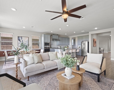 3241 Aurelia Ln - Photo Thumbnail 11