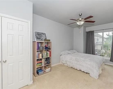 12250 Abbey Glen Ln - Photo Thumbnail 9