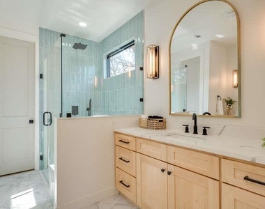 614 Pecan Creek Dr - Photo Thumbnail 16