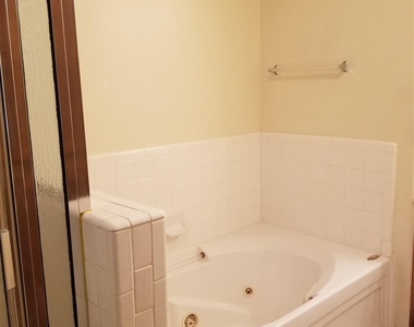 2928 Thrushwood Dr - Photo Thumbnail 20