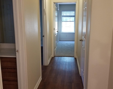 2928 Thrushwood Dr - Photo Thumbnail 12