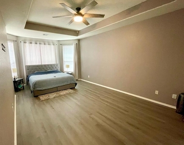 3604 Rams Horn Way - Photo Thumbnail 9