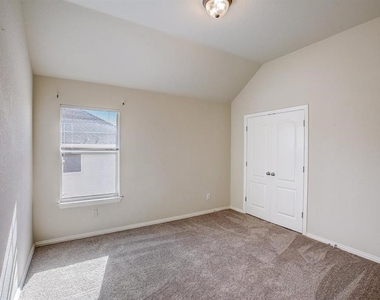 3604 Rams Horn Way - Photo Thumbnail 11