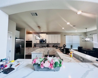 3604 Rams Horn Way - Photo Thumbnail 15