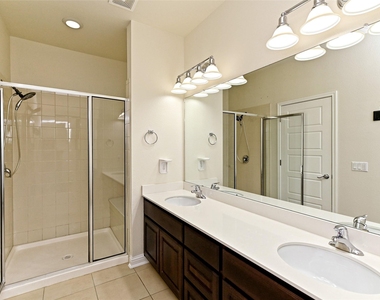 6814 E Riverside Dr - Photo Thumbnail 15