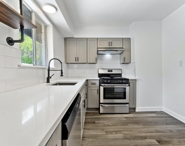 1706 Elmhurst Dr - Photo Thumbnail 9
