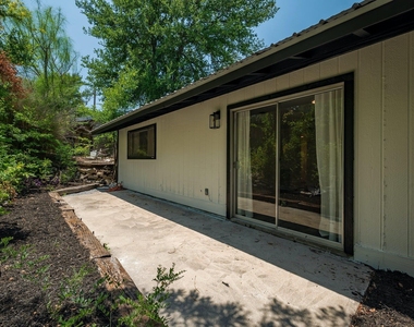1706 Elmhurst Dr - Photo Thumbnail 19