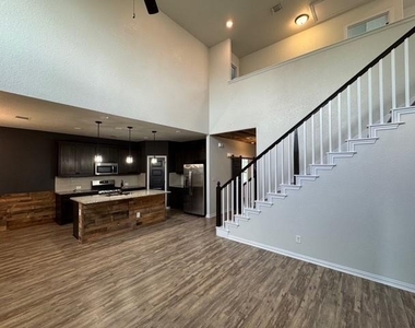 122 Sangaree Dr - Photo Thumbnail 10