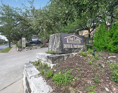 3018 S 1st St - Photo Thumbnail 10