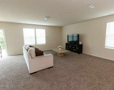 2170 Englewood Court - Photo Thumbnail 4