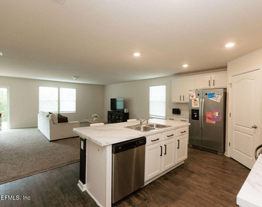 2170 Englewood Court - Photo Thumbnail 3