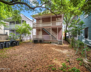 1832 Walnut Street - Photo Thumbnail 6