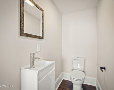 1832 Walnut Street - Photo Thumbnail 16