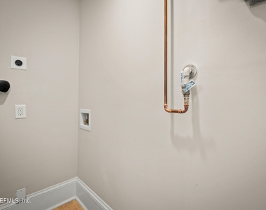 1832 Walnut Street - Photo Thumbnail 23