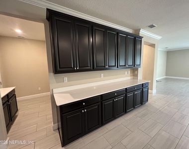 10804 John Randolph Drive - Photo Thumbnail 3