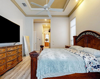 5549 Steamboat Road - Photo Thumbnail 29