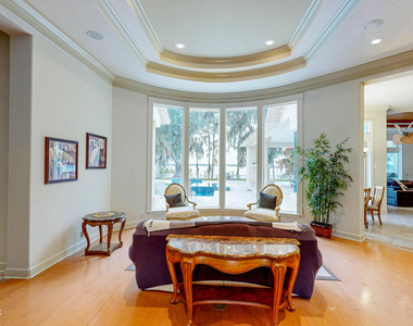 5549 Steamboat Road - Photo Thumbnail 4