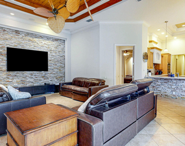 5549 Steamboat Road - Photo Thumbnail 22