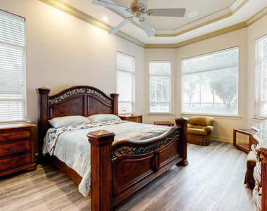 5549 Steamboat Road - Photo Thumbnail 27