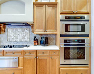 5549 Steamboat Road - Photo Thumbnail 12