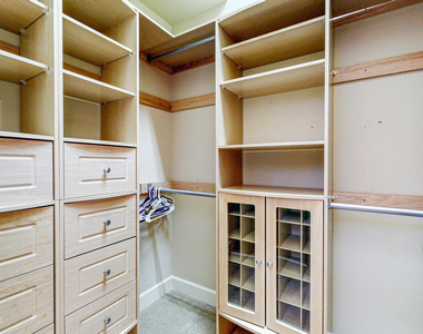 5549 Steamboat Road - Photo Thumbnail 30