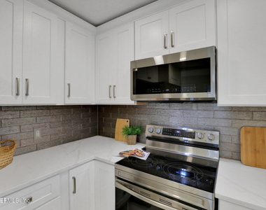 181 Aruba Lane - Photo Thumbnail 38