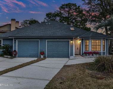 181 Aruba Lane - Photo Thumbnail 2