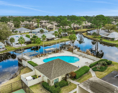 181 Aruba Lane - Photo Thumbnail 4
