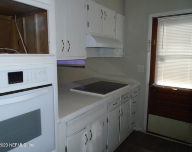 1404 Morgana Road - Photo Thumbnail 6
