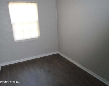 1404 Morgana Road - Photo Thumbnail 1