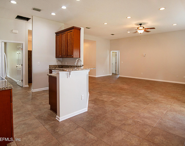 5285 Truman Pacetti Road - Photo Thumbnail 11