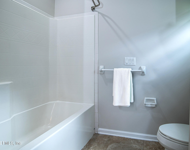 5285 Truman Pacetti Road - Photo Thumbnail 8