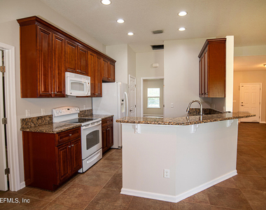 5285 Truman Pacetti Road - Photo Thumbnail 12
